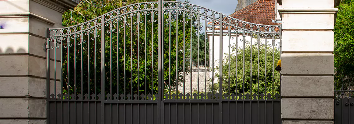 Wooden Swing Gate Repair in North Vancouver, BC